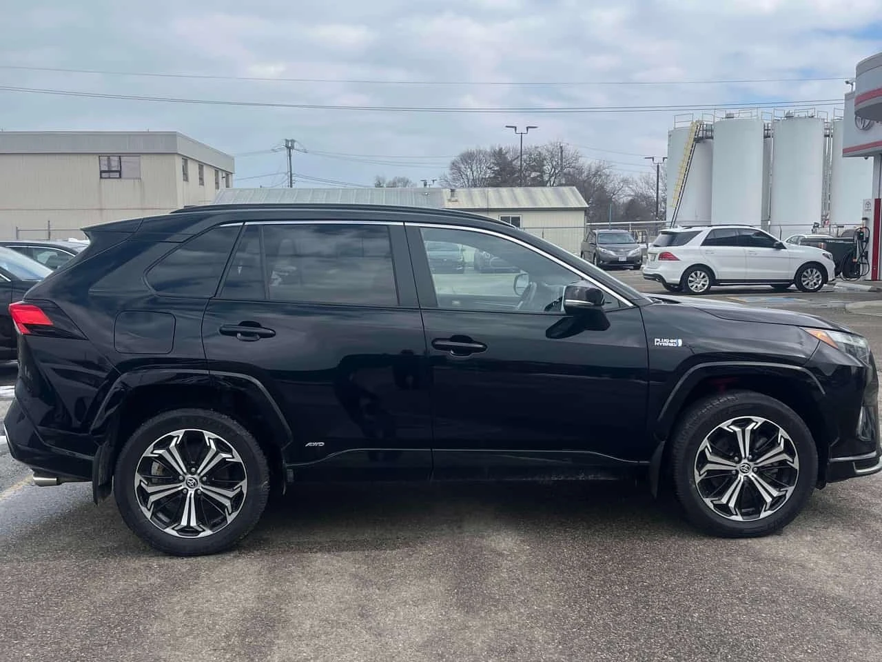 Toyota Rav4 * AWD * CARFAX * БЕЗ ПЪРВОНАЧАЛНА ВНОСКА, снимка 3 - Автомобили и джипове - 55754365
