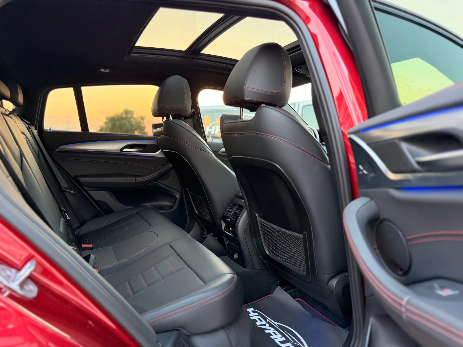 BMW X4 M40d= xDrive= Individual M-pack= HUD= 3d 360* Каме, снимка 12 - Автомобили и джипове - 55895921