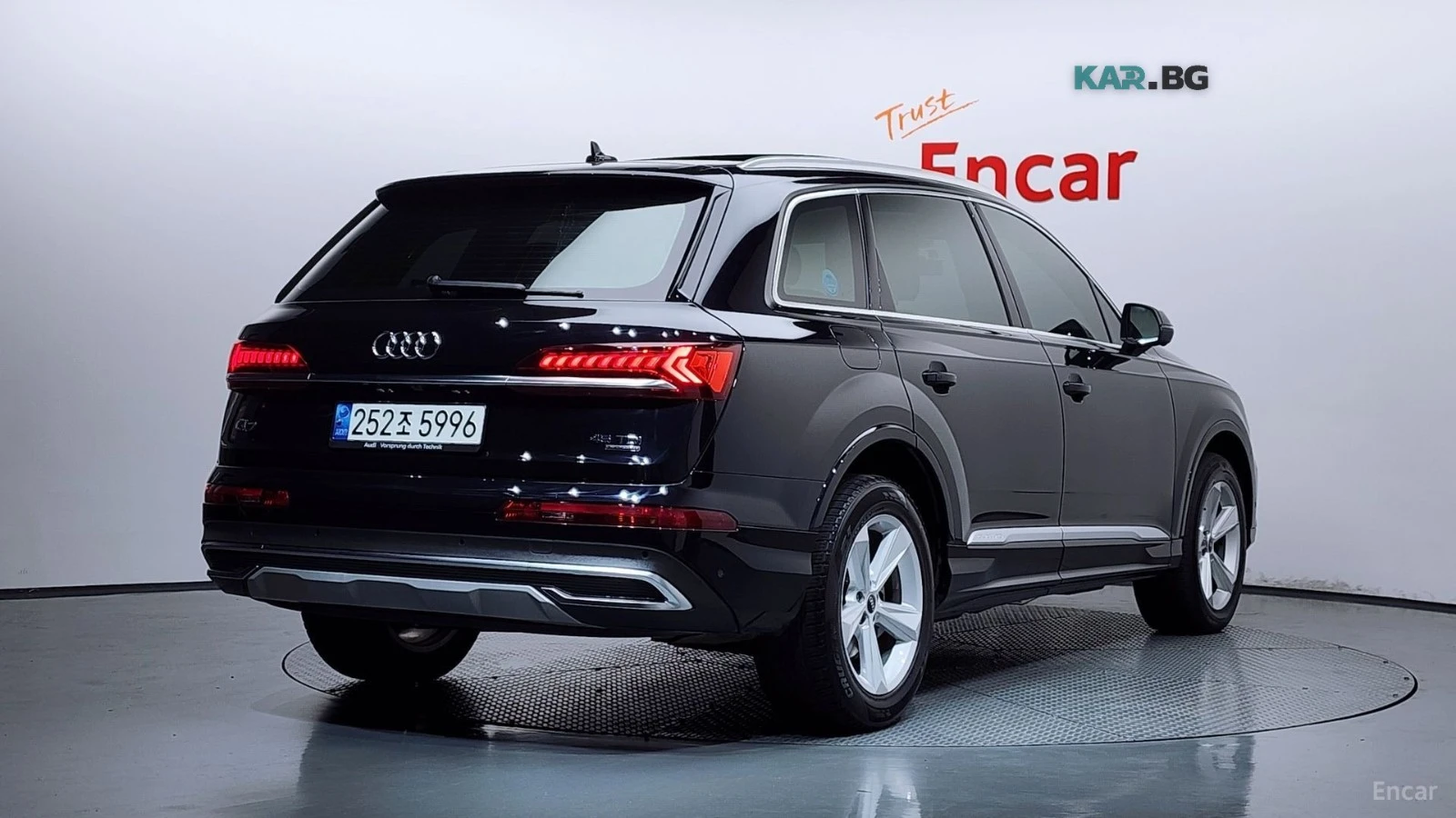 Audi Q7 ОБДУХВАНЕ* ПОДГРЕВ* ПАМЕТ* 360 КАМЕРА* ДВА КЛЮЧА* , снимка 2 - Автомобили и джипове - 55929089