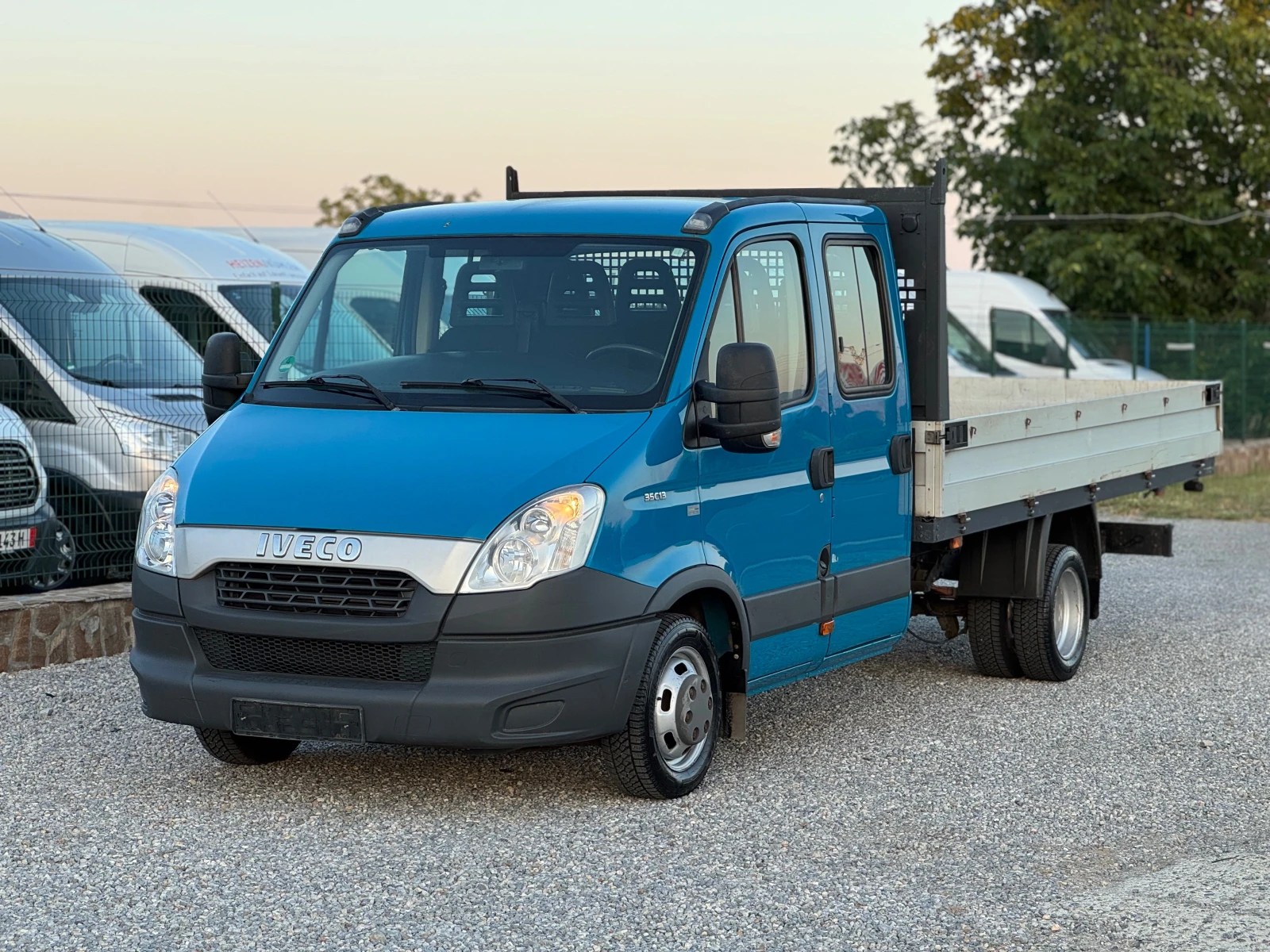 Iveco Daily 35c13* Бордови* Климатик* 6ск* 7 местен * до 3.5т*