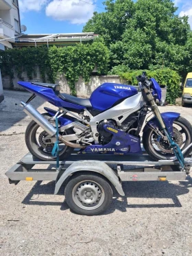 ������ Yamaha YZF-R1