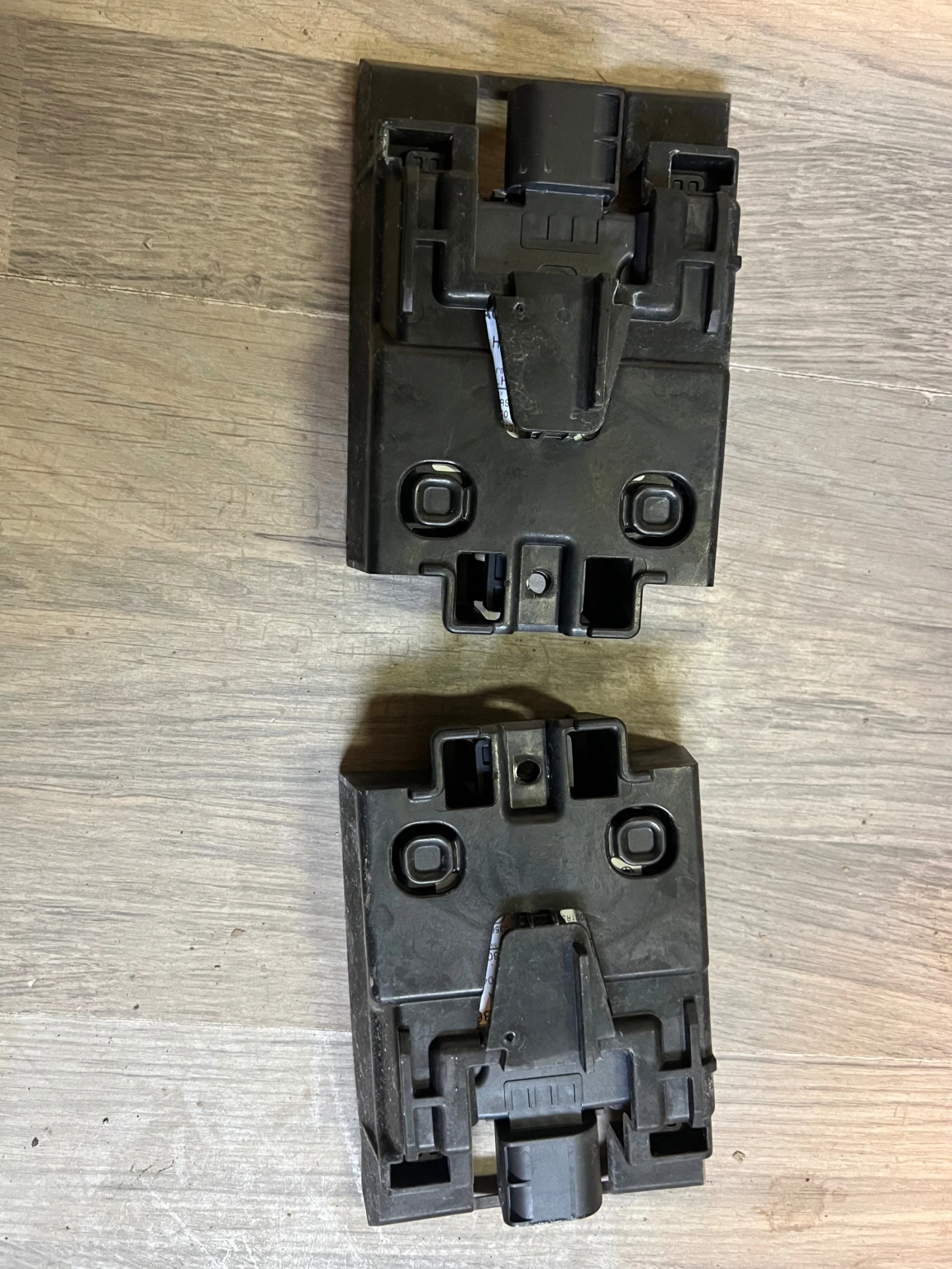 2Q0907686A 2Q0 907 686 A   VW T-CROSS  | Mobile.bg   2