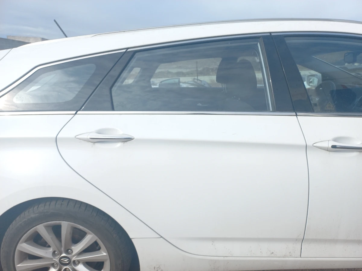     40 (i40) | Mobile.bg   1