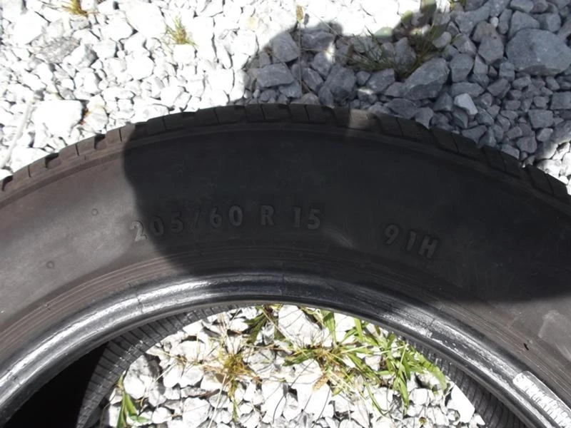 Гуми Летни 205/60R15, снимка 5 - Гуми и джанти - 14903646