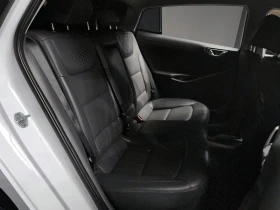 Hyundai Ioniq 1.6 HEV| 139к.с.| ВКЛ.ТЕХНОТЕСТ, снимка 12