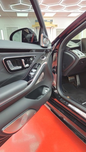 Mercedes-Benz S 63 AMG E-Performance 4M+ L* Ceramic* 4D* Carbon* 3xTV, снимка 12 - Автомобили и джипове - 45745033