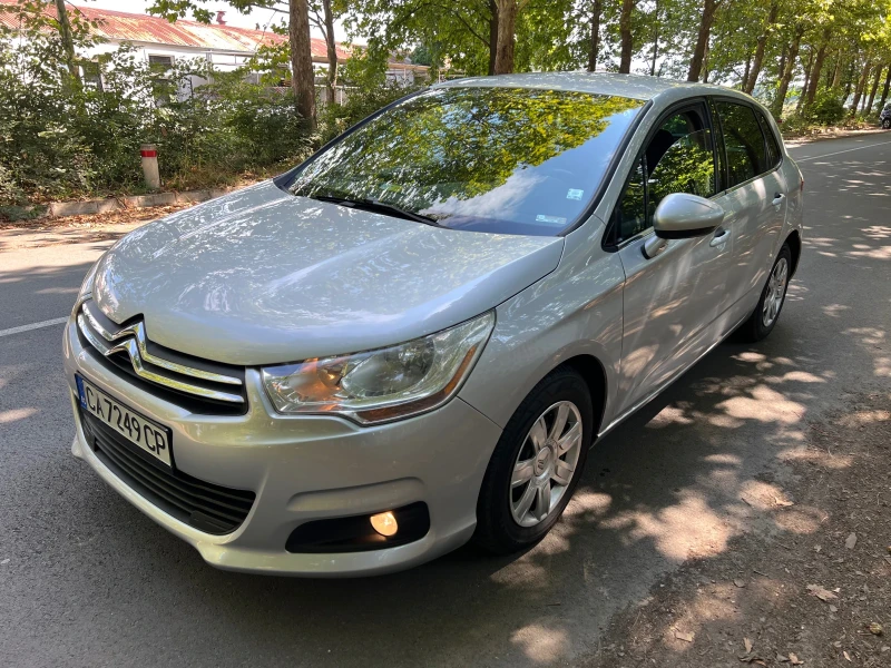 Citroen C4 1.6hdi, Нави , 6 скорости, снимка 3 - Автомобили и джипове - 46820678