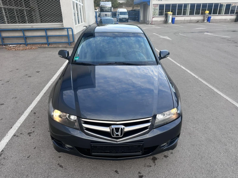 Honda Accord 2.0 i-VTEC, снимка 2 - Автомобили и джипове - 47551452