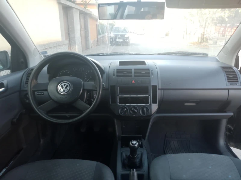 VW Polo, снимка 4 - Автомобили и джипове - 48134446