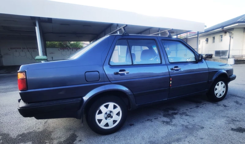 VW Jetta, снимка 4 - Автомобили и джипове - 48064974