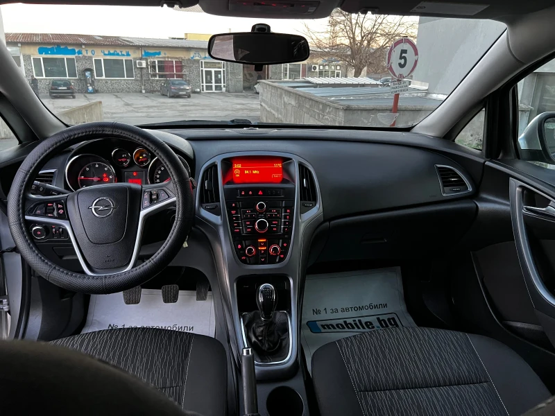 Opel Astra 1.7CDTI 110кс Хечбек, снимка 12 - Автомобили и джипове - 48408677