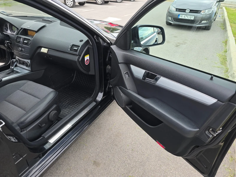 Mercedes-Benz C 280 3.0 Бензин с LPG, снимка 11 - Автомобили и джипове - 52208655