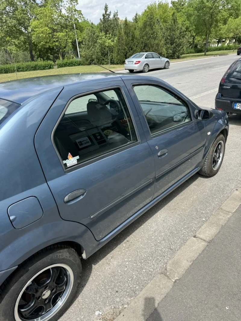 Dacia Logan, снимка 8 - Автомобили и джипове - 51356174