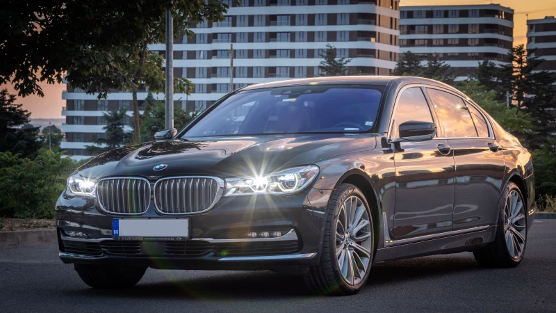 BMW 740 B&W/LASER/ЧАСТНА