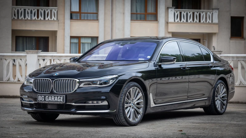 BMW 740 B&W/LASER/ЧАСТНА, снимка 2 - Автомобили и джипове - 51290192