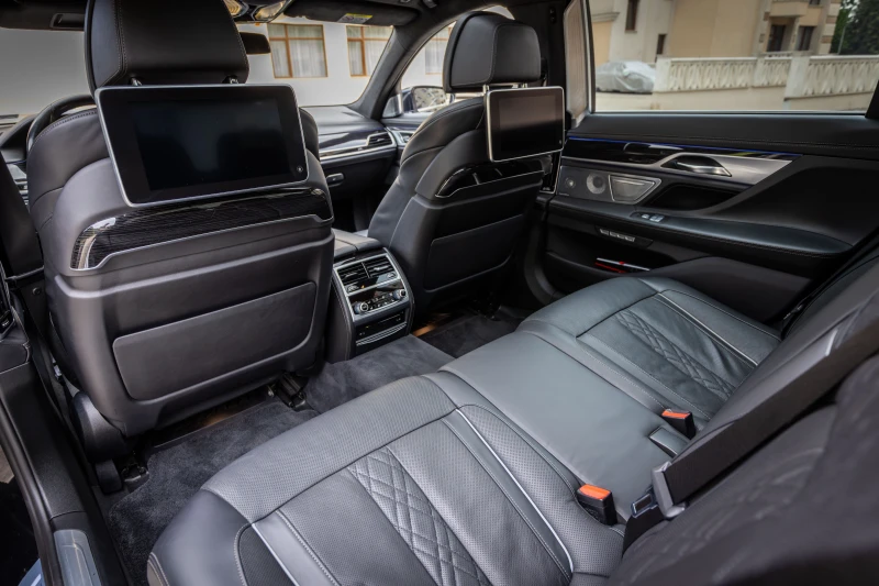 BMW 740 B&W/LASER/ЧАСТНА, снимка 10 - Автомобили и джипове - 51290192