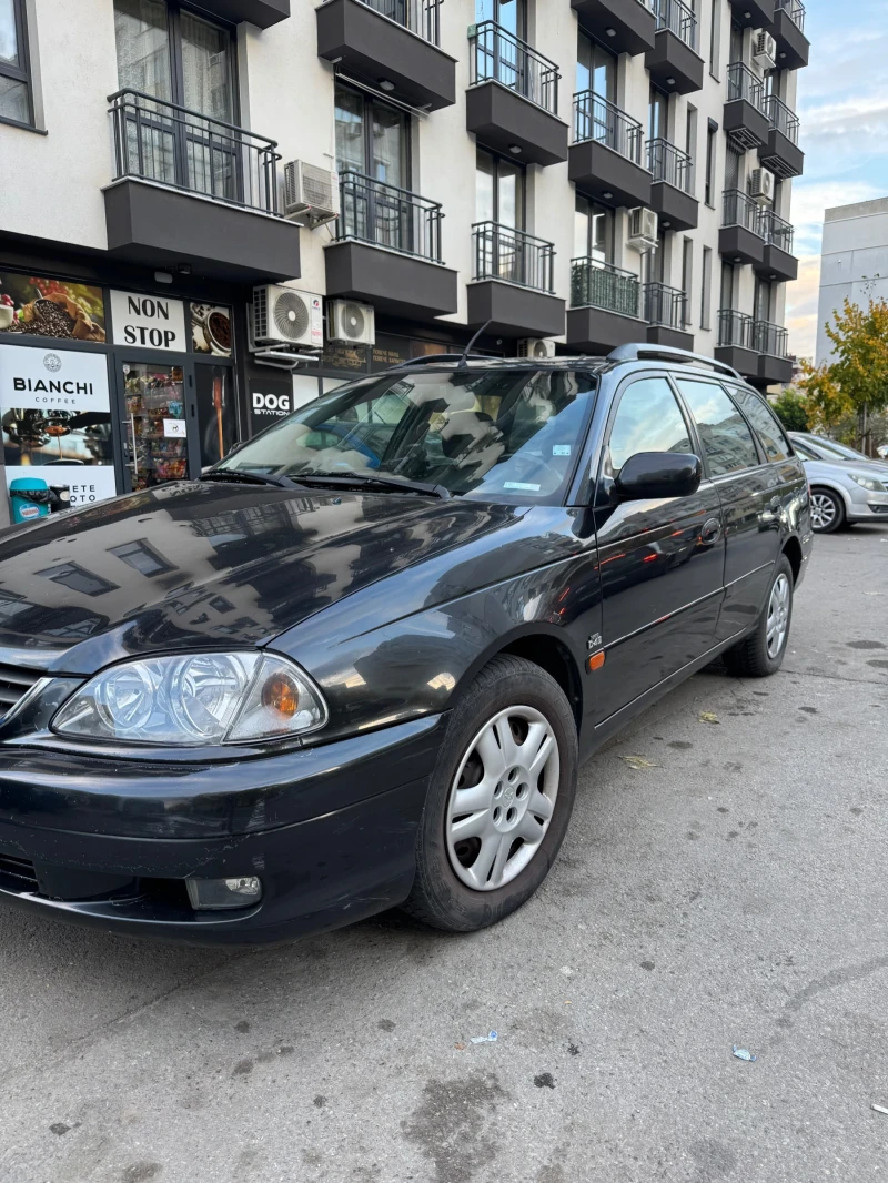 Toyota Avensis, снимка 3 - Автомобили и джипове - 52281681