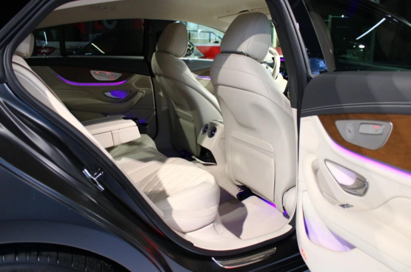 Mercedes-Benz AMG GT 53 4Matic+ 4-Door Coupe, снимка 10 - Автомобили и джипове - 52490666