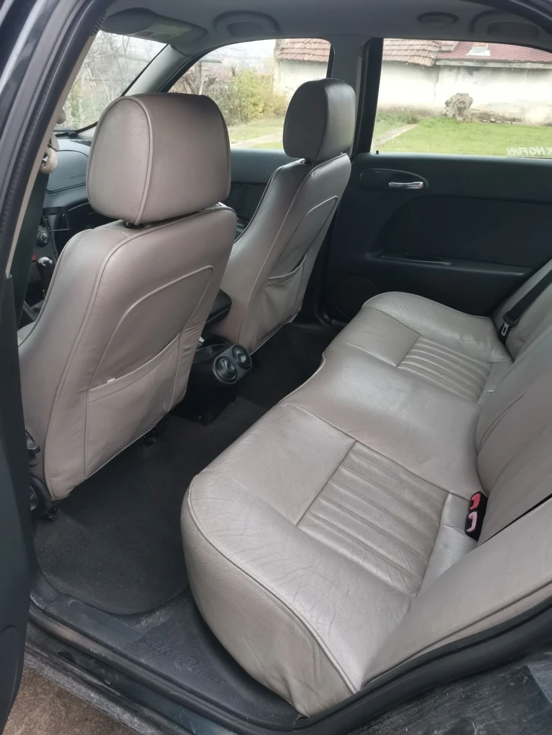 Alfa Romeo 156 2.0l/Газов инжекцион, снимка 8 - Автомобили и джипове - 52631325
