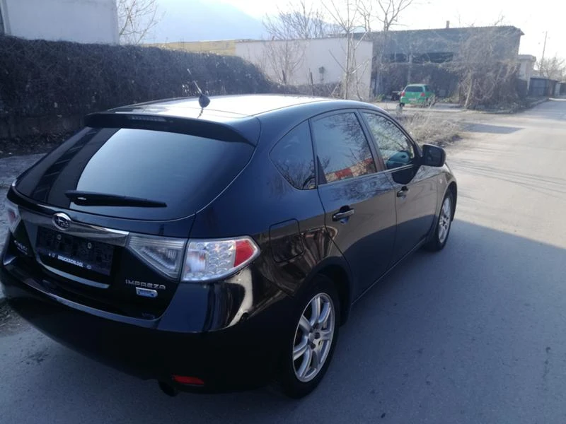 Subaru Impreza 2.0D, снимка 7 - Автомобили и джипове - 48308381