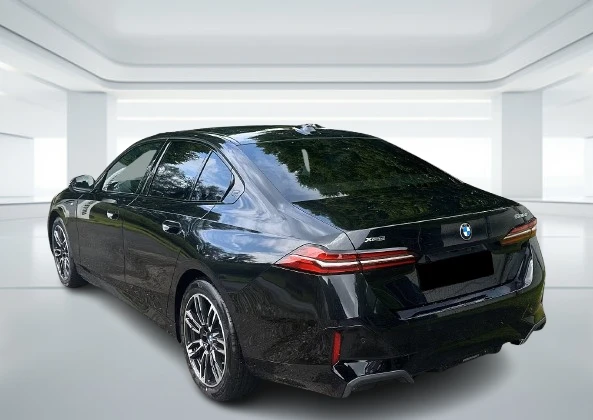 BMW 520 d xDrive = M-Sport = Shadow Line Гаранция - изображение 3