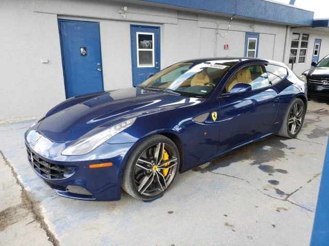 Ferrari FF
