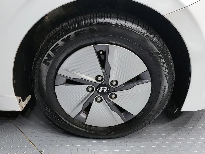Hyundai Ioniq 1.6 HEV| 139к.с.| ВКЛ.ТЕХНОТЕСТ, снимка 5 - Автомобили и джипове - 55184825