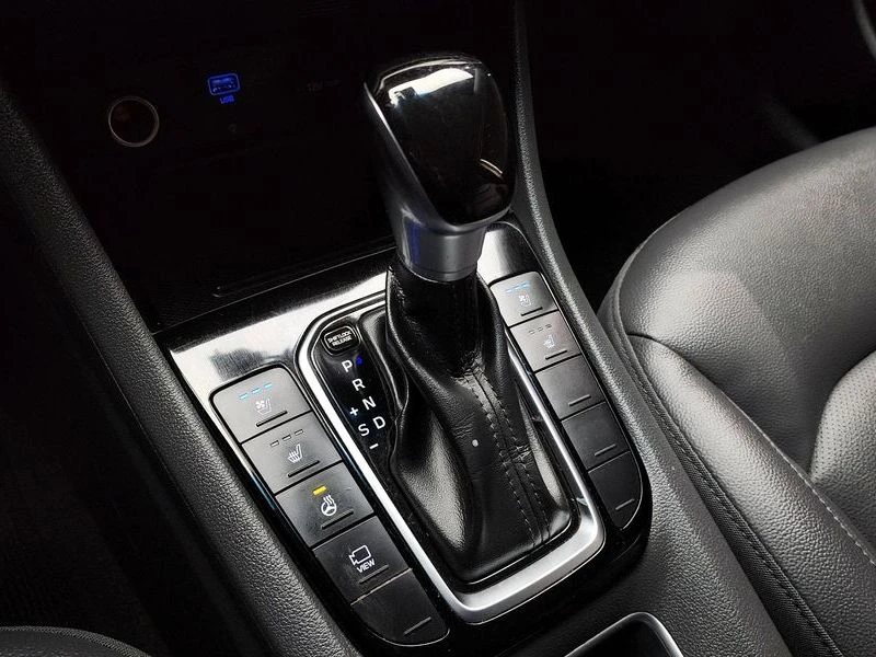Hyundai Ioniq 1.6 HEV| 139к.с.| ВКЛ.ТЕХНОТЕСТ, снимка 9 - Автомобили и джипове - 55184825