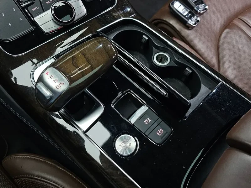 Audi A8 60 Tfsi Quattro, снимка 9 - Автомобили и джипове - 55389869