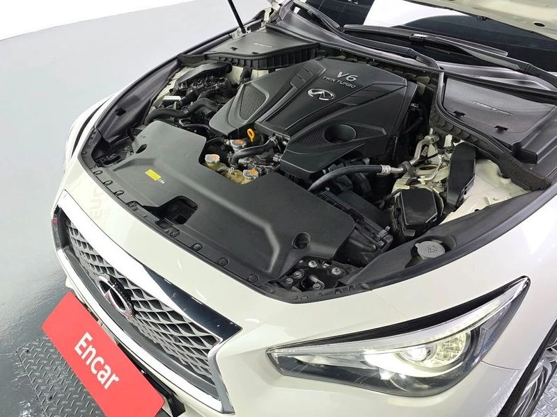 Infiniti Q50 3.0 Automatic, снимка 17 - Автомобили и джипове - 55597677