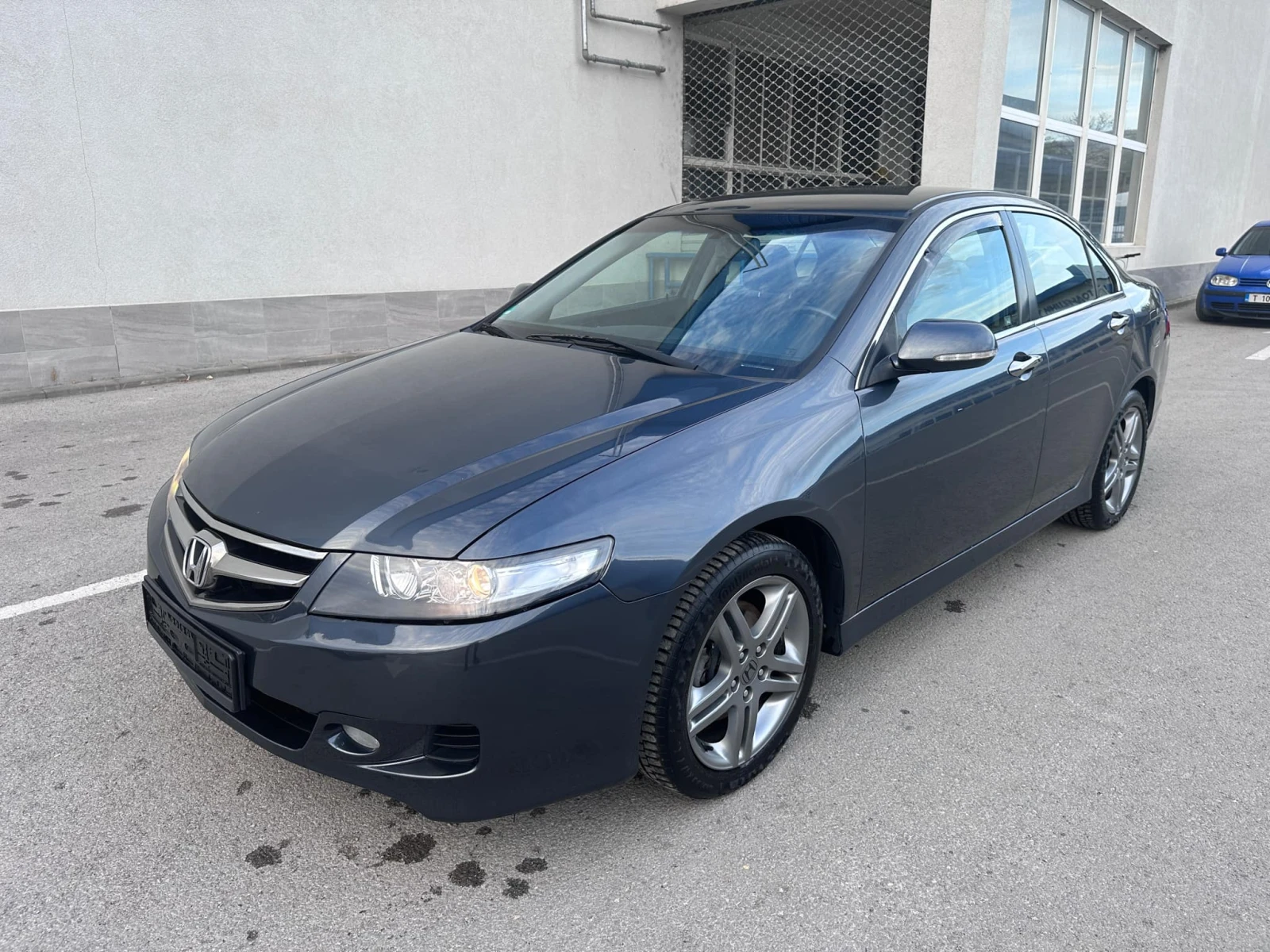 Honda Accord 2.0 i-VTEC - изображение 3