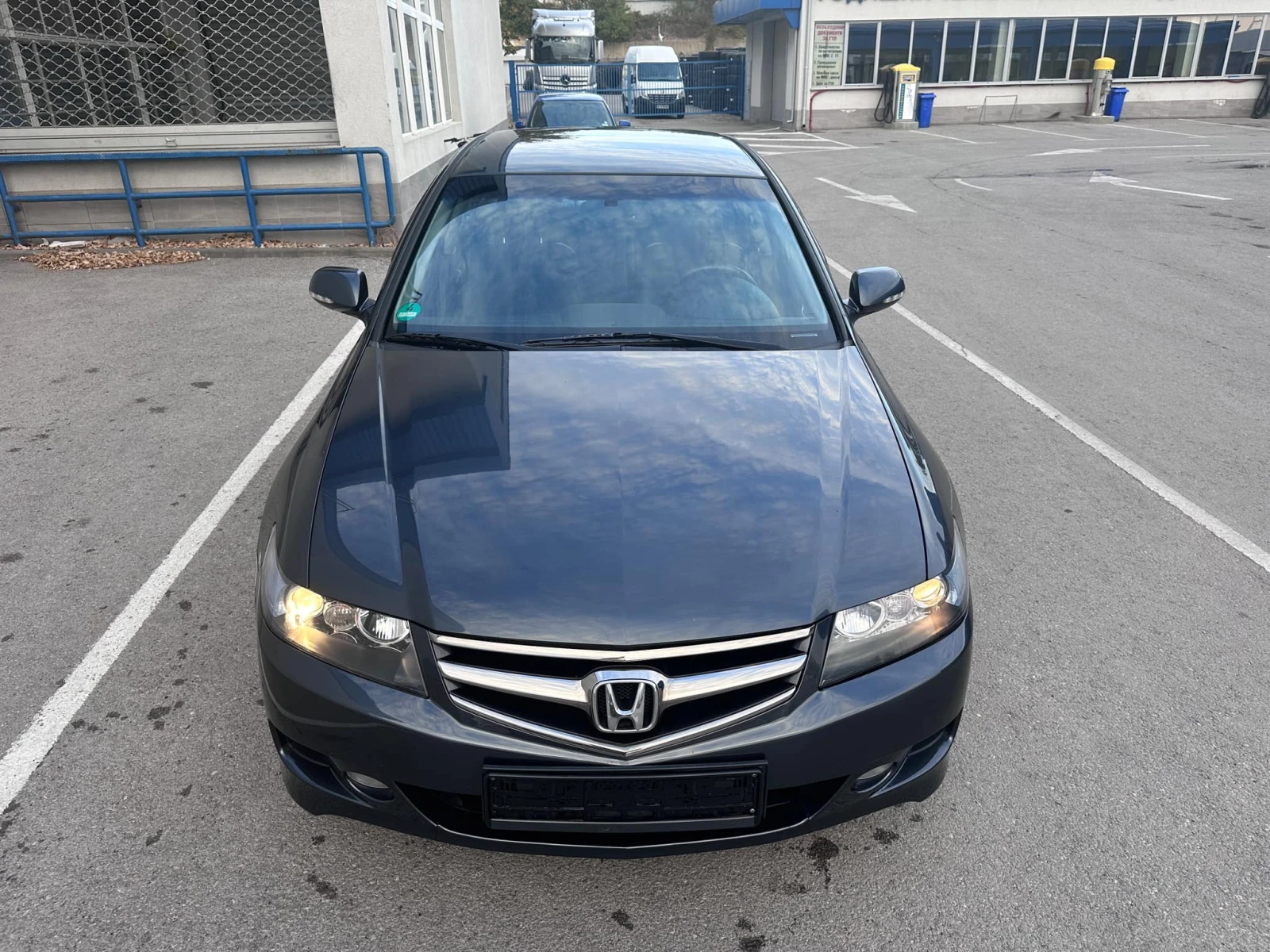 Honda Accord 2.0 i-VTEC - изображение 2