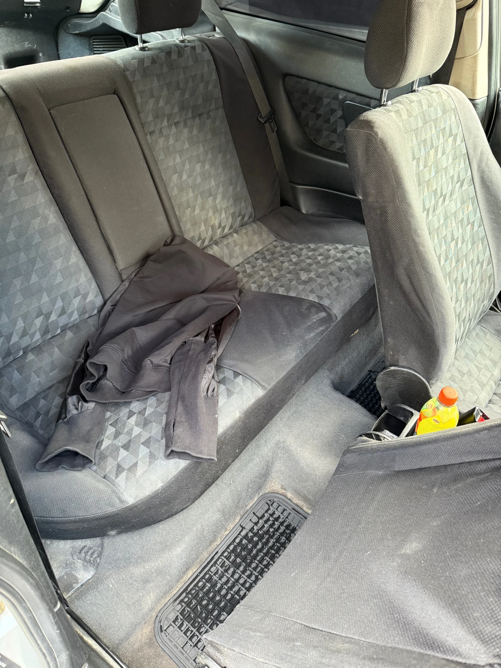 Opel Astra 1.2i 16v - изображение 8