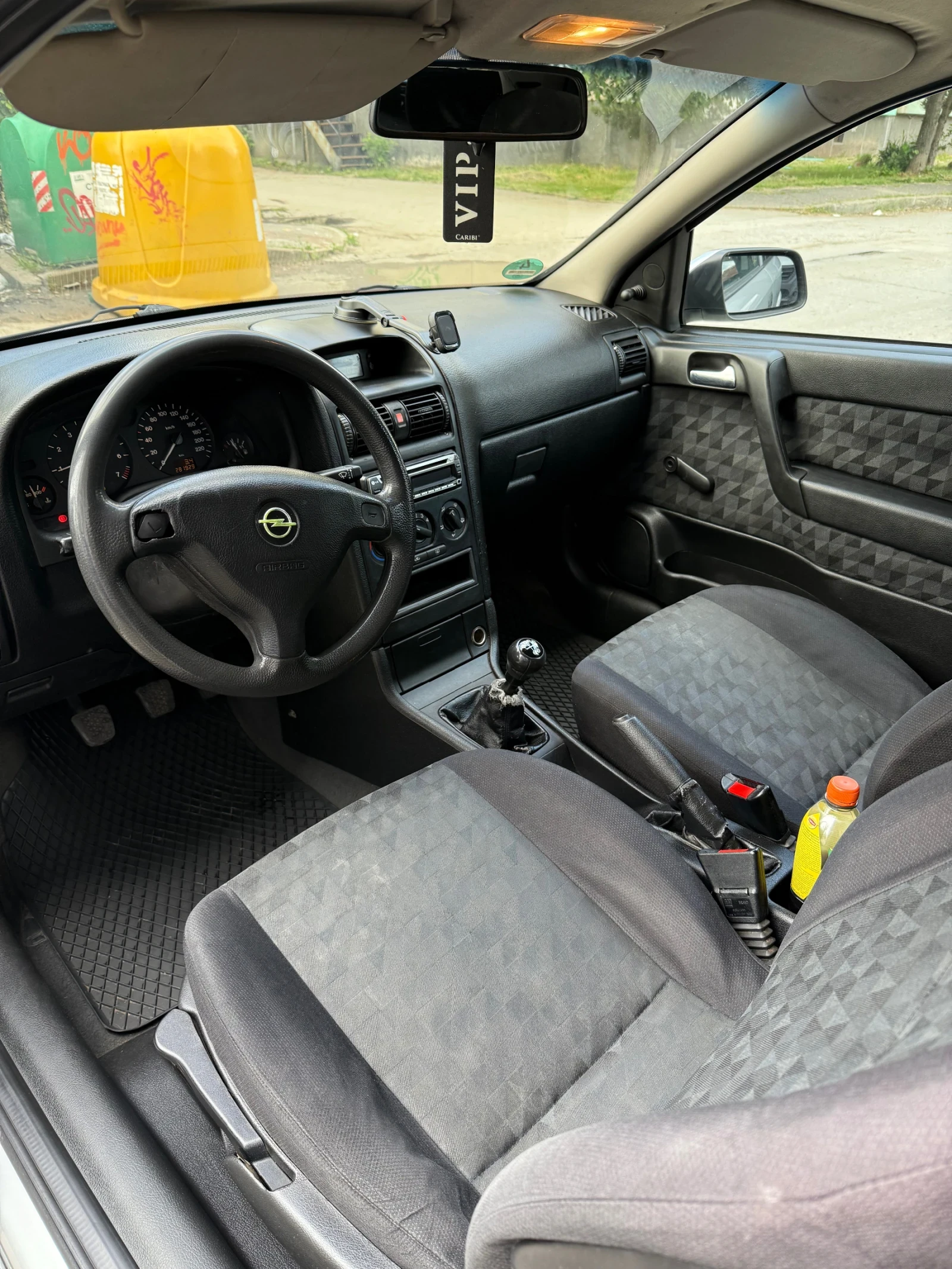 Opel Astra 1.2i 16v - изображение 6