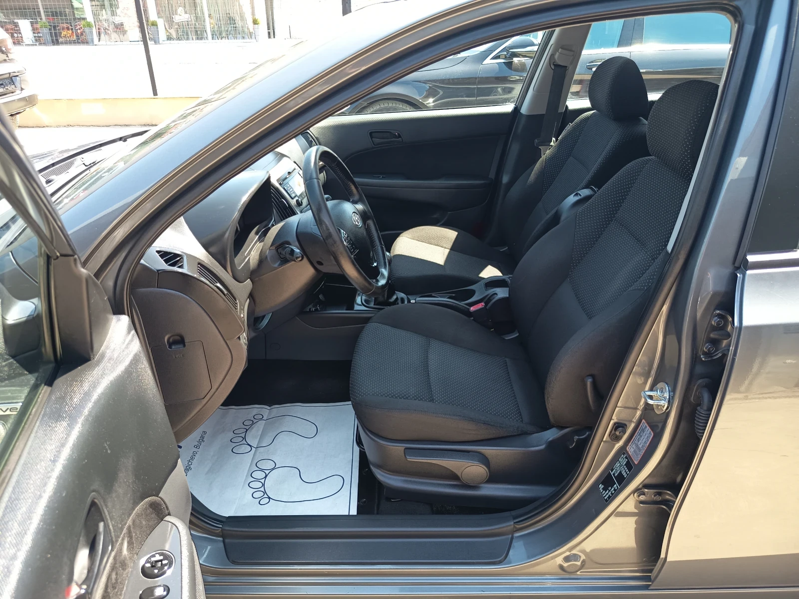 Hyundai I30 1.4 i - изображение 8