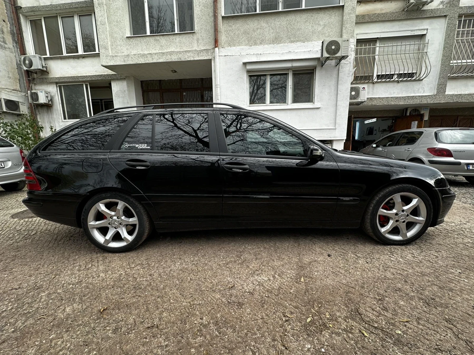 Mercedes-Benz C 220  - изображение 2