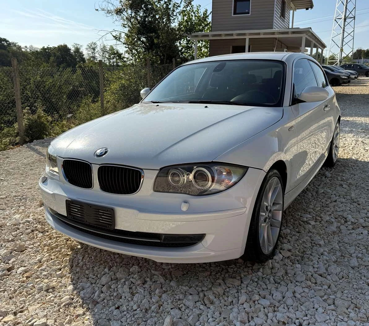 BMW 120 FACELIFT - изображение 2