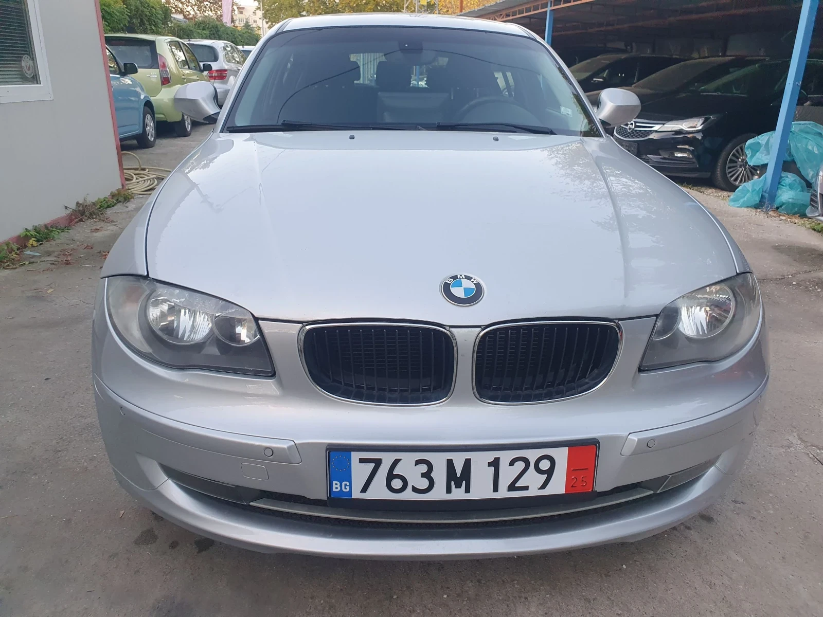 BMW 116 FACE FULLL NAVI KAMERA PODGREV 2011 | Mobile.bg   1