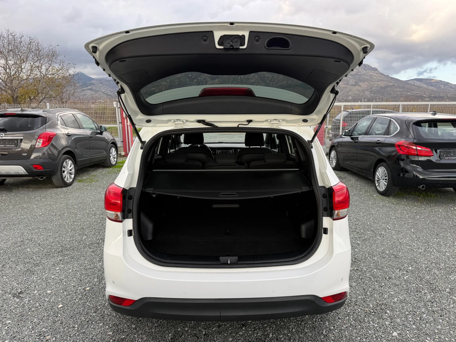 Kia Carens (KATO ) | Mobile.bg   13