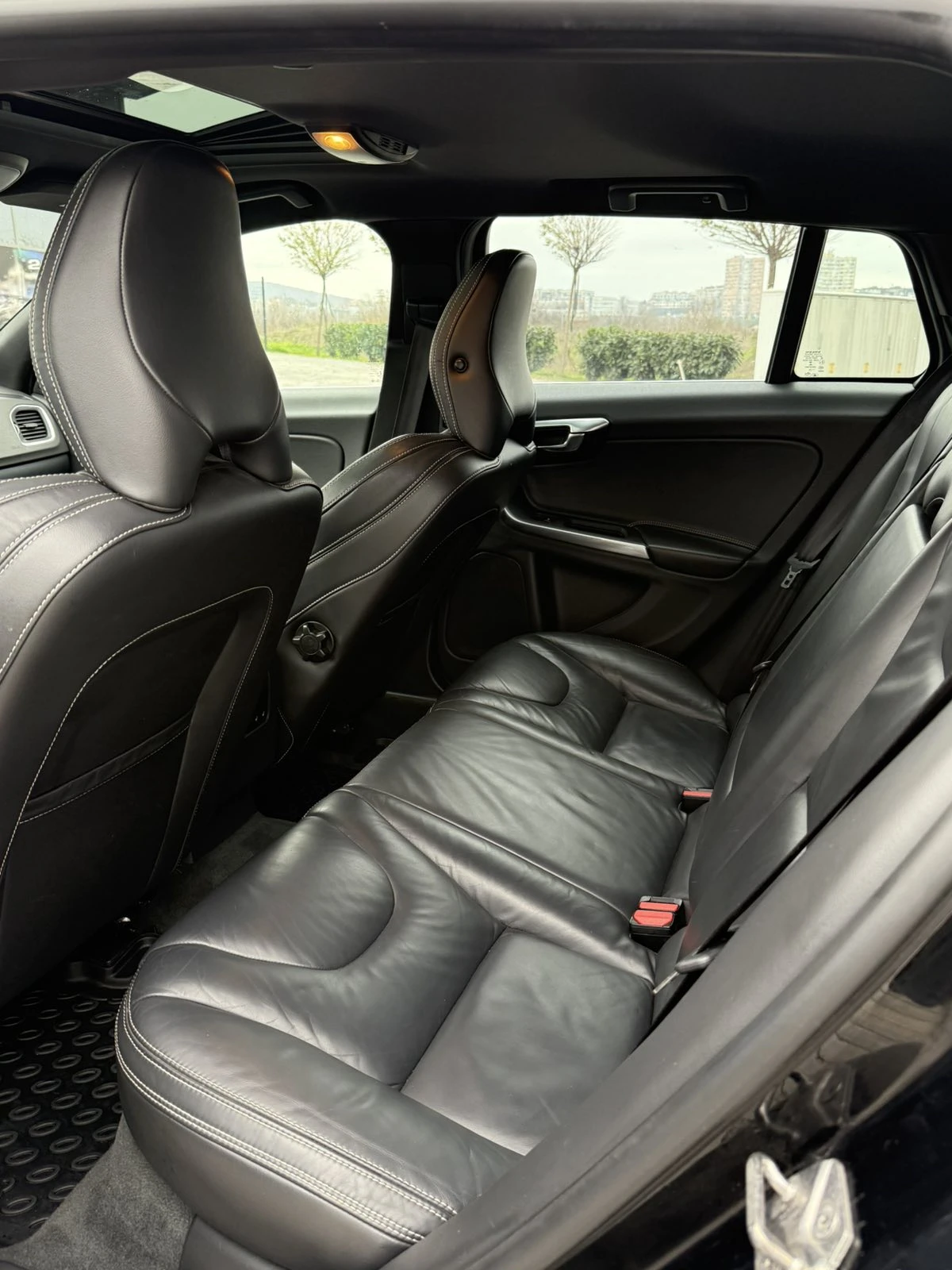 Volvo V60 2.4 D6 AWD Plug-In Hybrid FULL OPTIONS POLESTAR   | Mobile.bg � ����������� 10