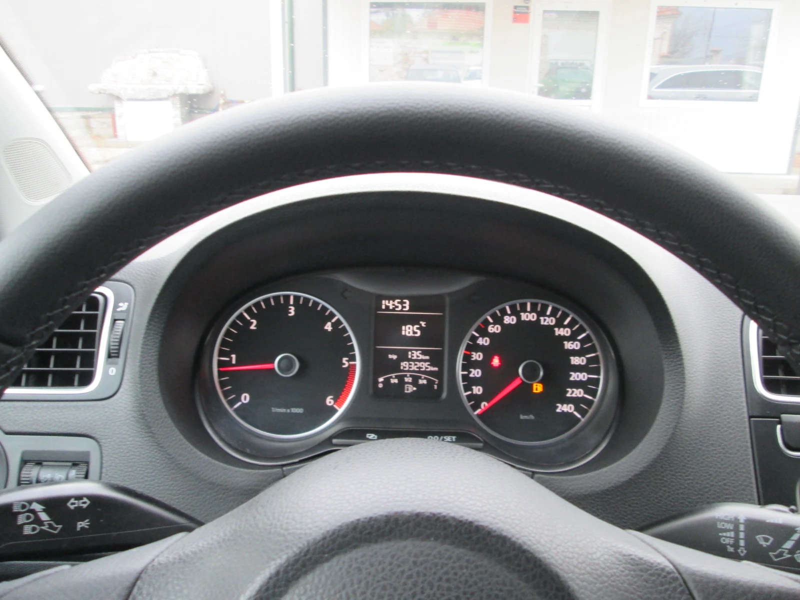 VW Polo 1.6TDI 105kc | Mobile.bg � ����������� 11