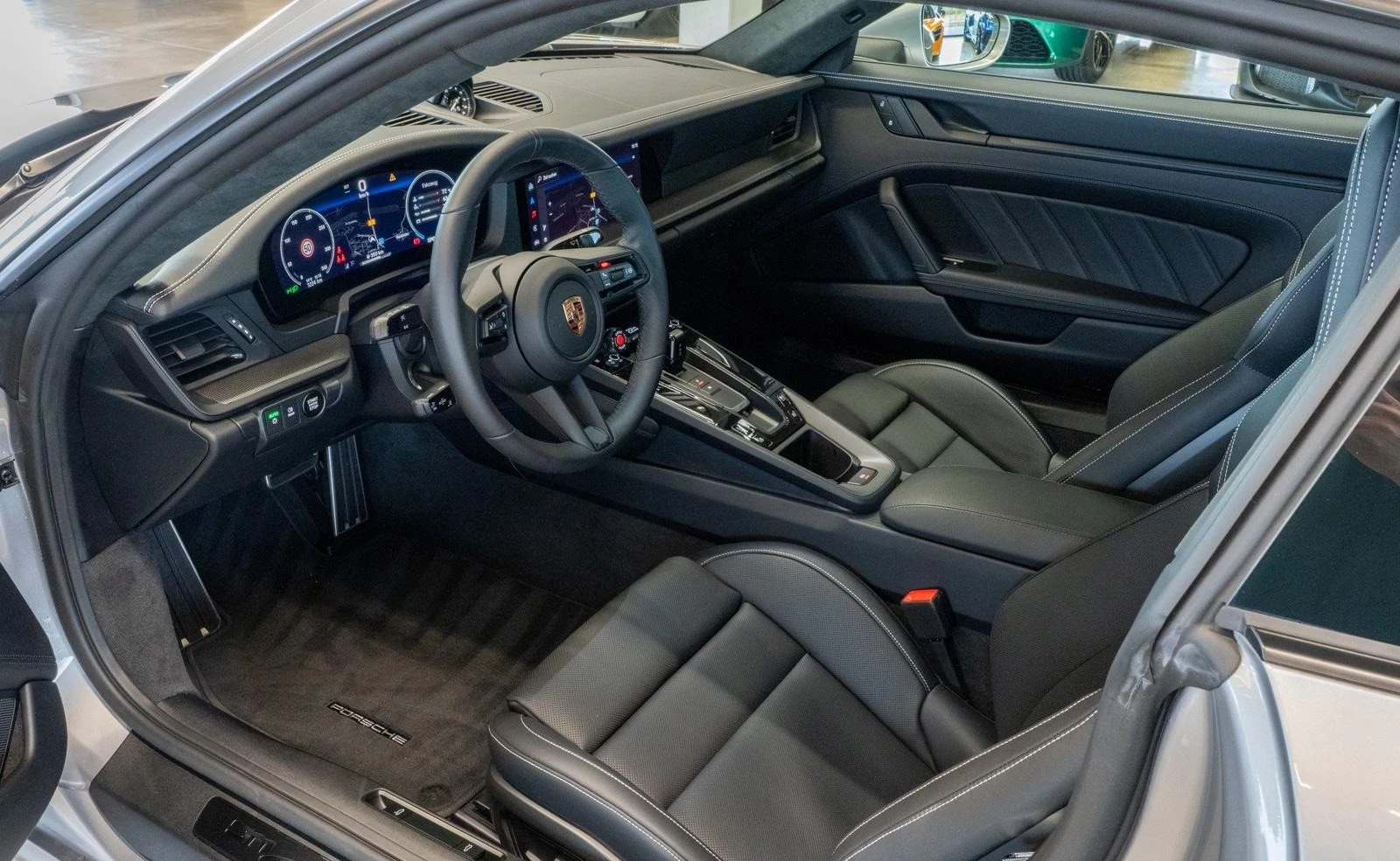 Porsche 911 992.2 CARRERA 4 GTS/SPORT DESIGN/BOSE/MATRIX/LIFT/ - изображение 9