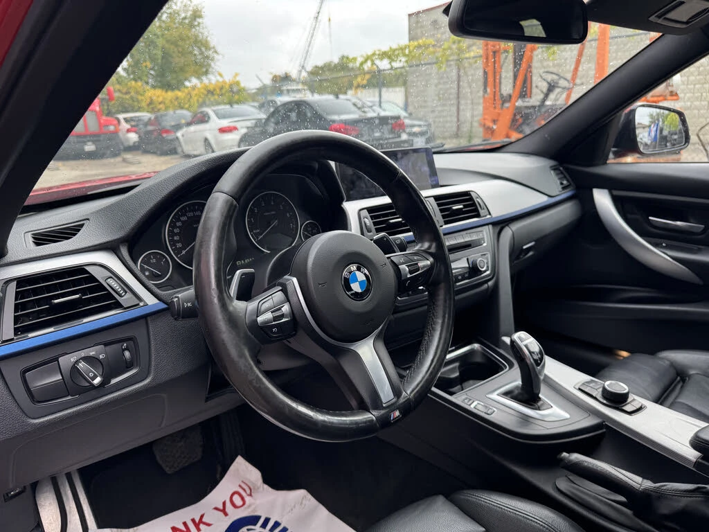 BMW 335 xDrive* АвтоКредит* (ЦЕНА ДО БГ), снимка 10 - Автомобили и джипове - 53756854