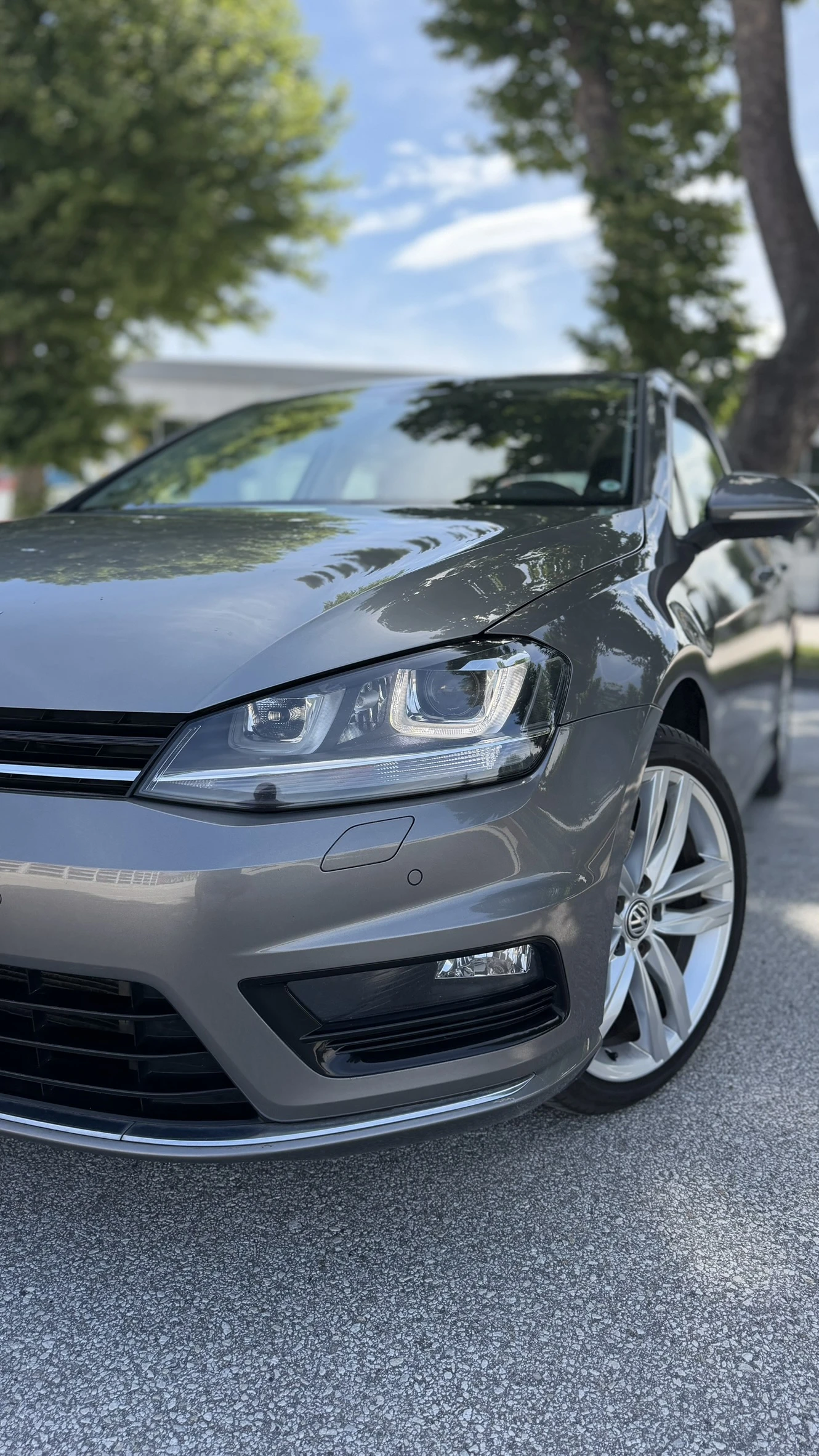 VW Golf 7 R-Line DSG   LED   NAVI   HELIX   TOP 🔥, снимка 8 - Автомобили и джипове - 54053223