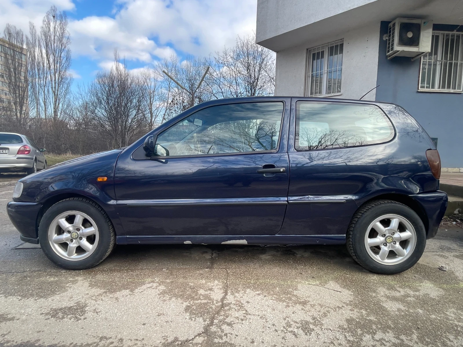 VW Polo, снимка 4 - Автомобили и джипове - 54398542
