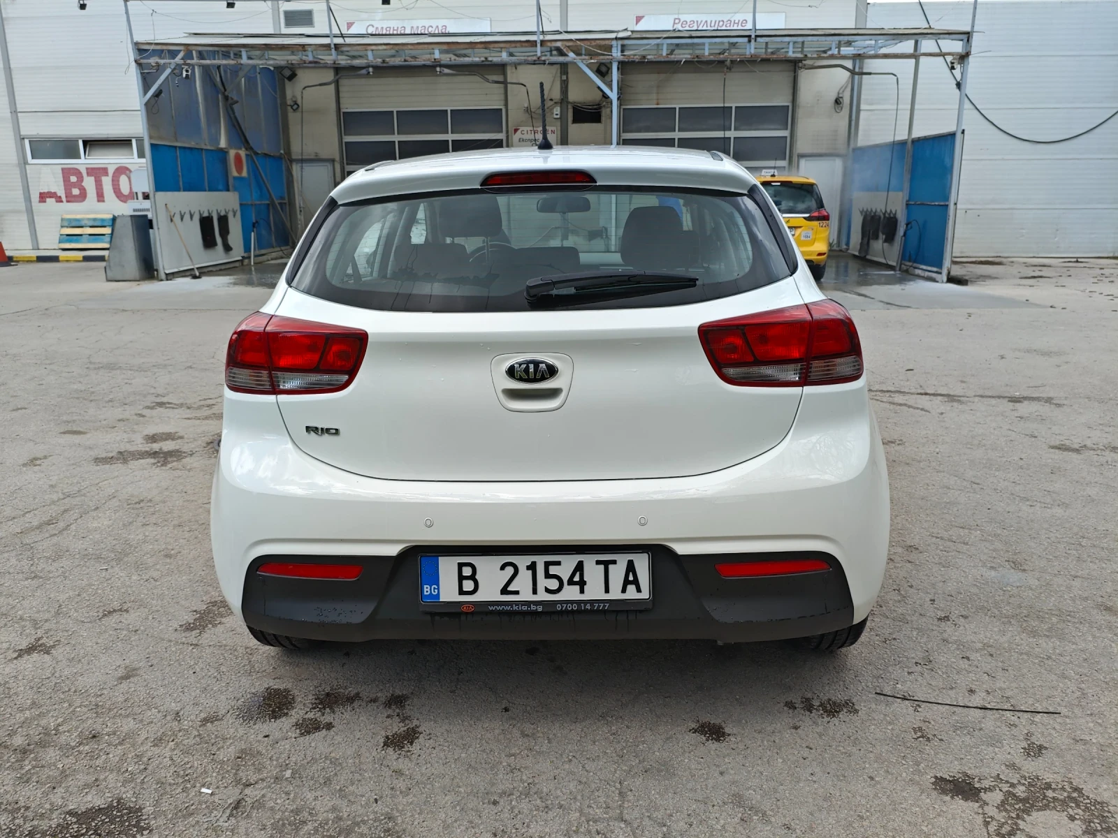 Kia Rio, снимка 4 - Автомобили и джипове - 54398606
