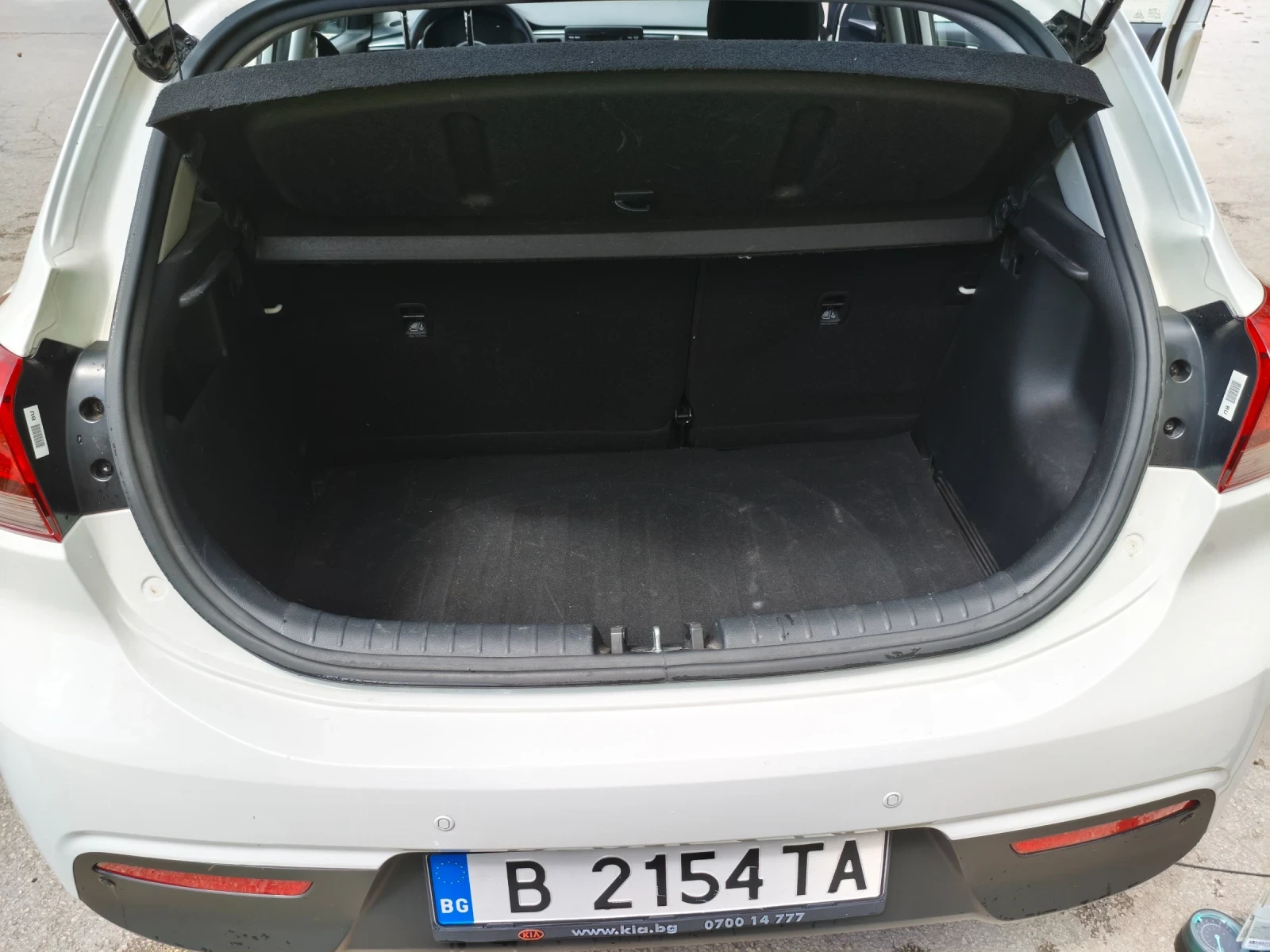 Kia Rio, снимка 9 - Автомобили и джипове - 54398606