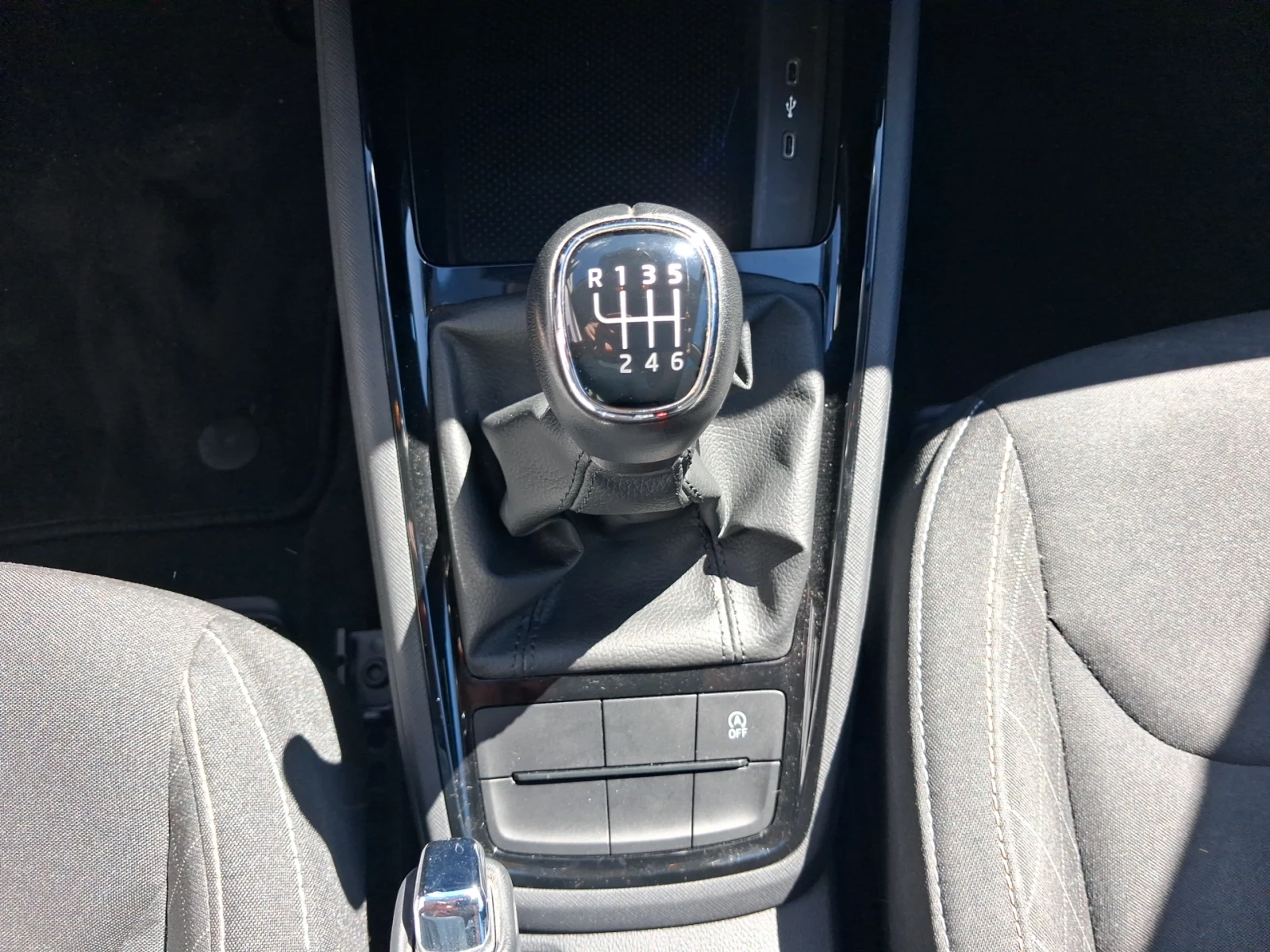 Skoda Scala  Амбишън 1, 0 TSI, 110 к.с., 6M+ газ, снимка 14 - Автомобили и джипове - 56009677