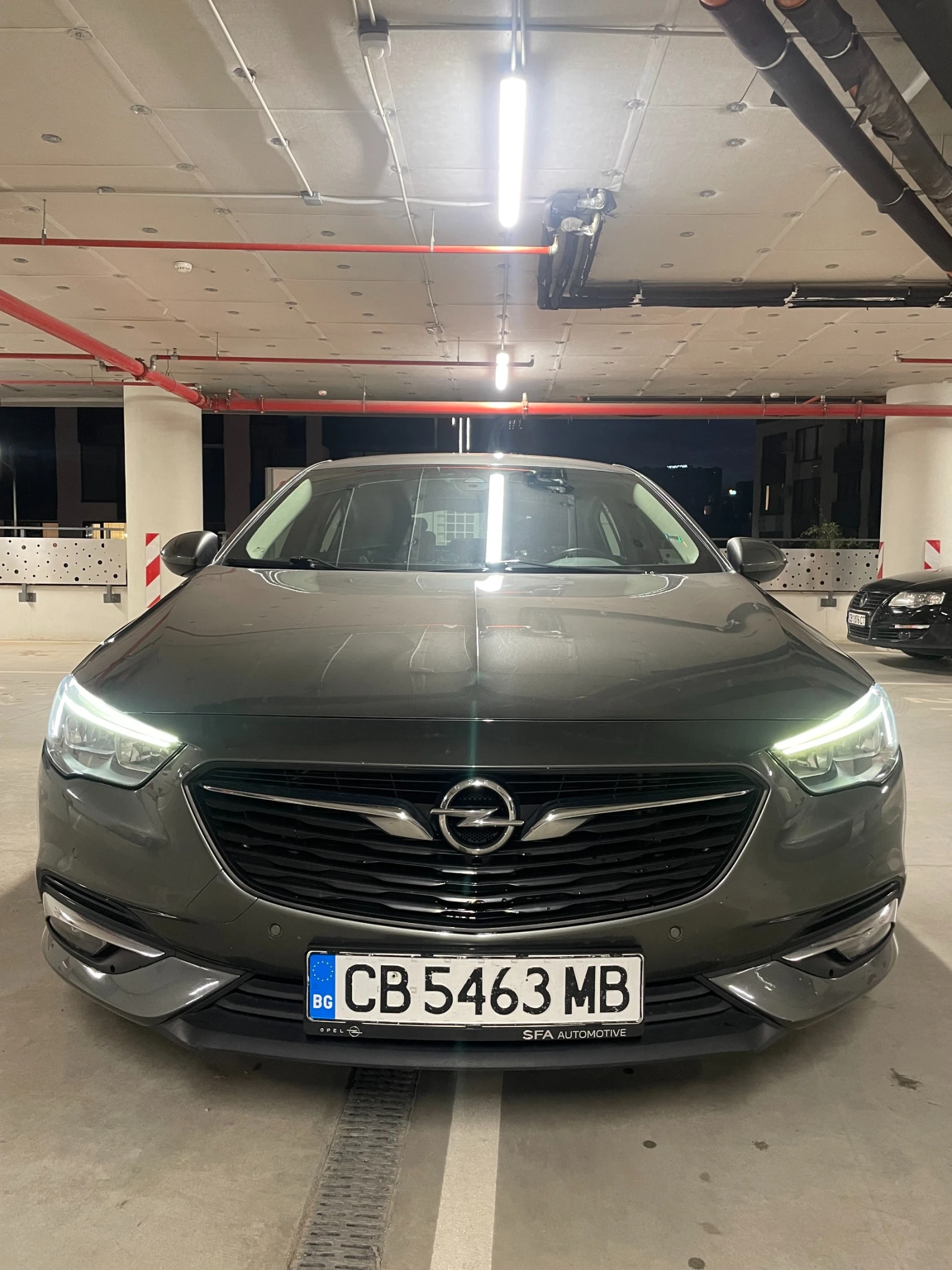 Opel Insignia B Grand Sport 1.6 CDTI, снимка 10 - Автомобили и джипове - 56331556