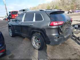 Jeep Cherokee 3.2L V-6 DOHC, 271HP 4X4 Drive, снимка 3